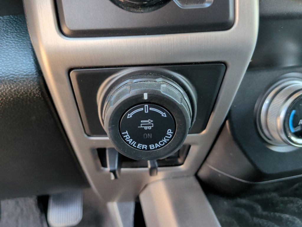 Used 2019 Ford F150 Platinum w/ Equipment Group 701A Luxury RWD image 35