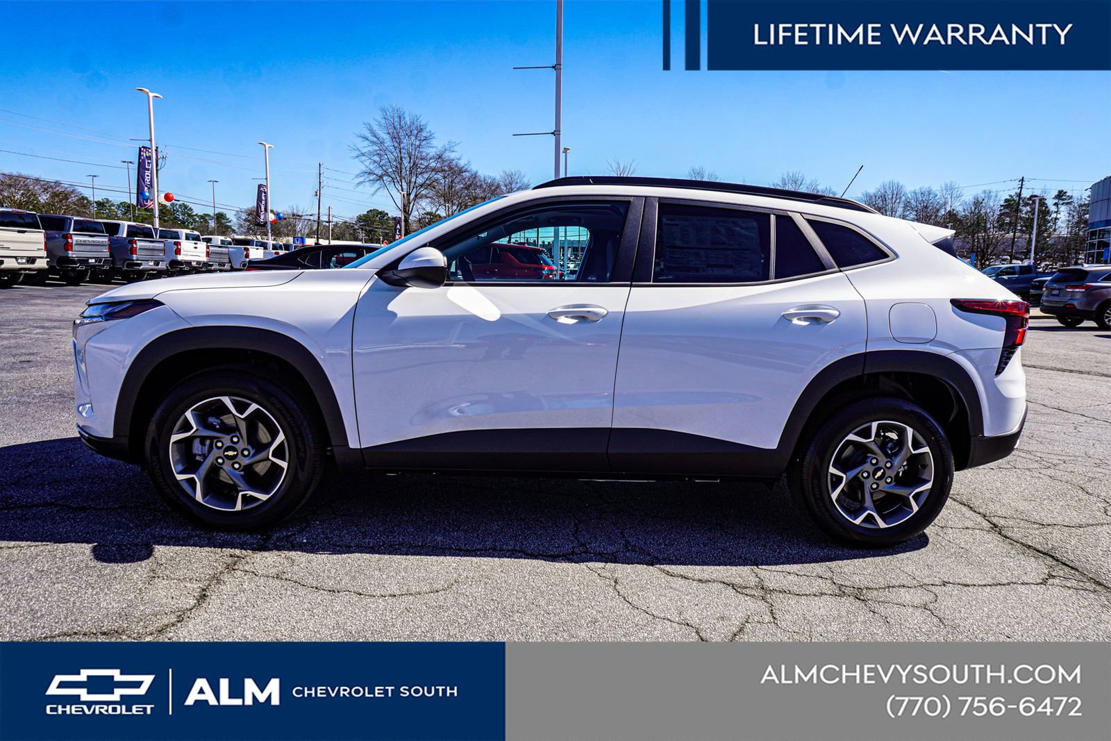 New 2025 Chevrolet Trax LT w/ Sunroof Package FWD image 9
