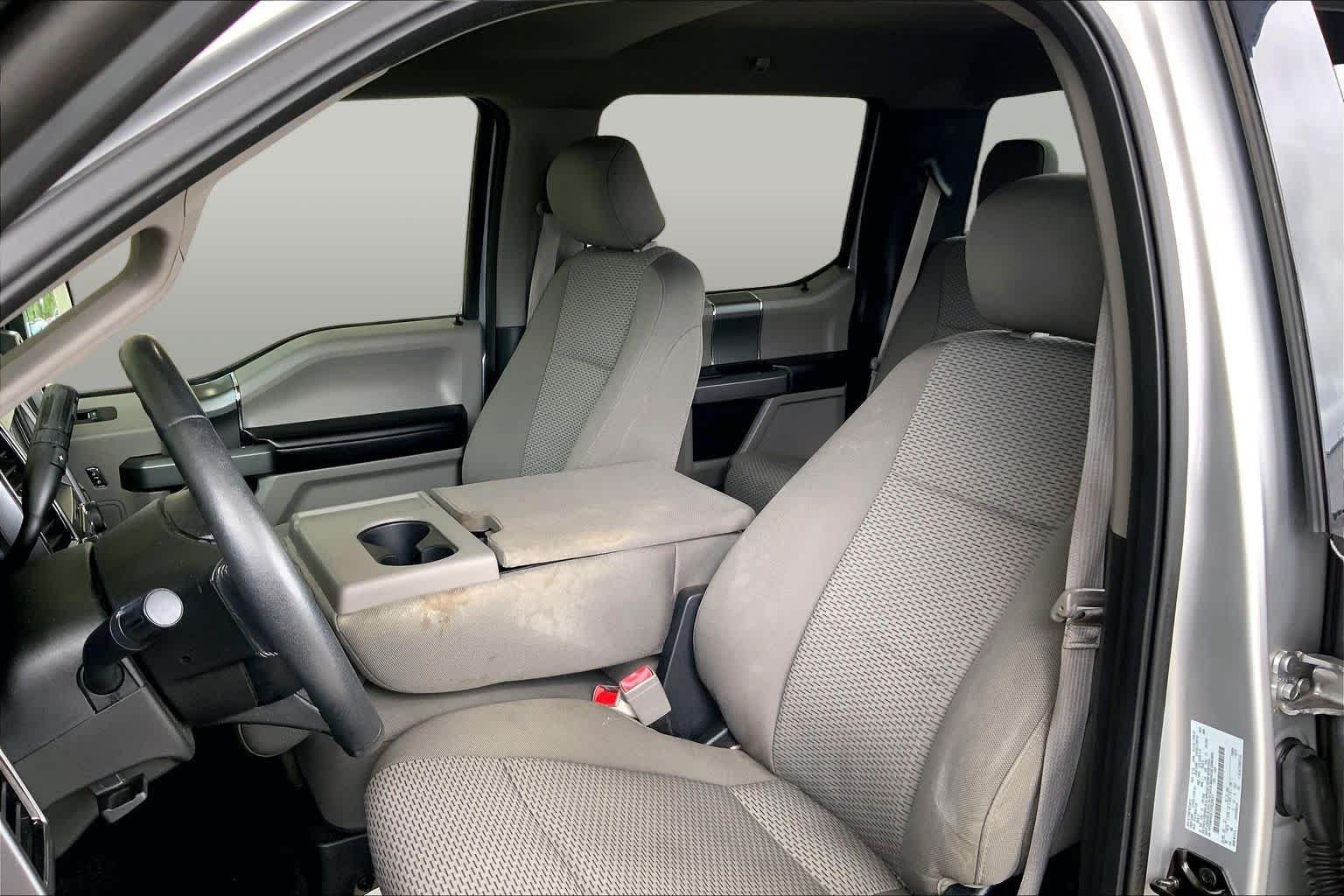 Used 2018 Ford F150 XLT w/ Equipment Group 302A Luxury AWD/4WD image 8