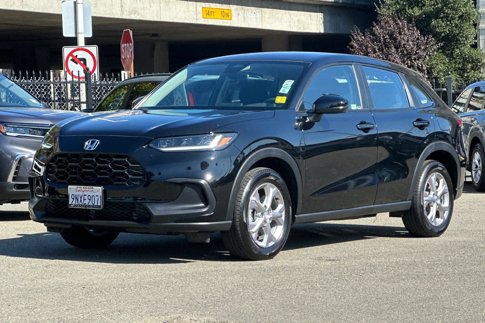 Used 2024 Honda HR-V LX image 9