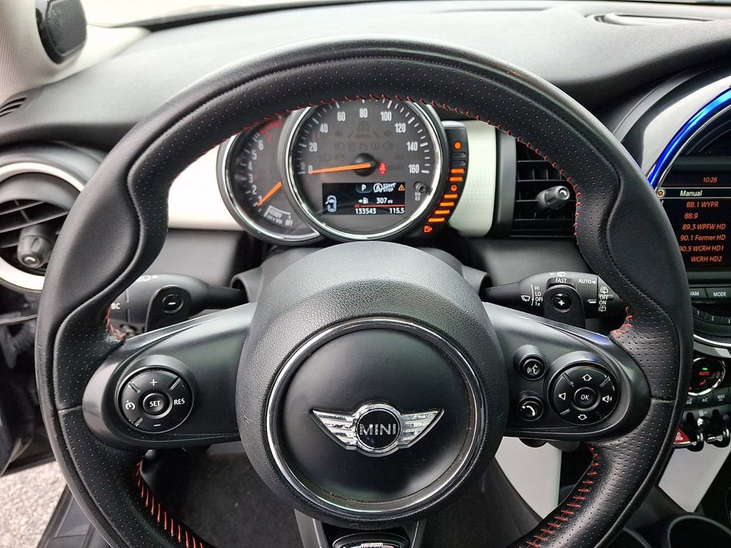 Used 2014 MINI Cooper S image 19