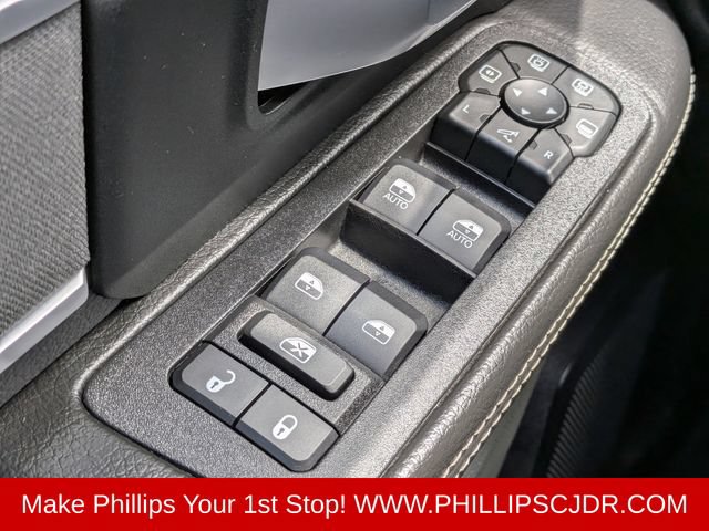 Used 2025 RAM 2500 Big Horn AWD/4WD image 22