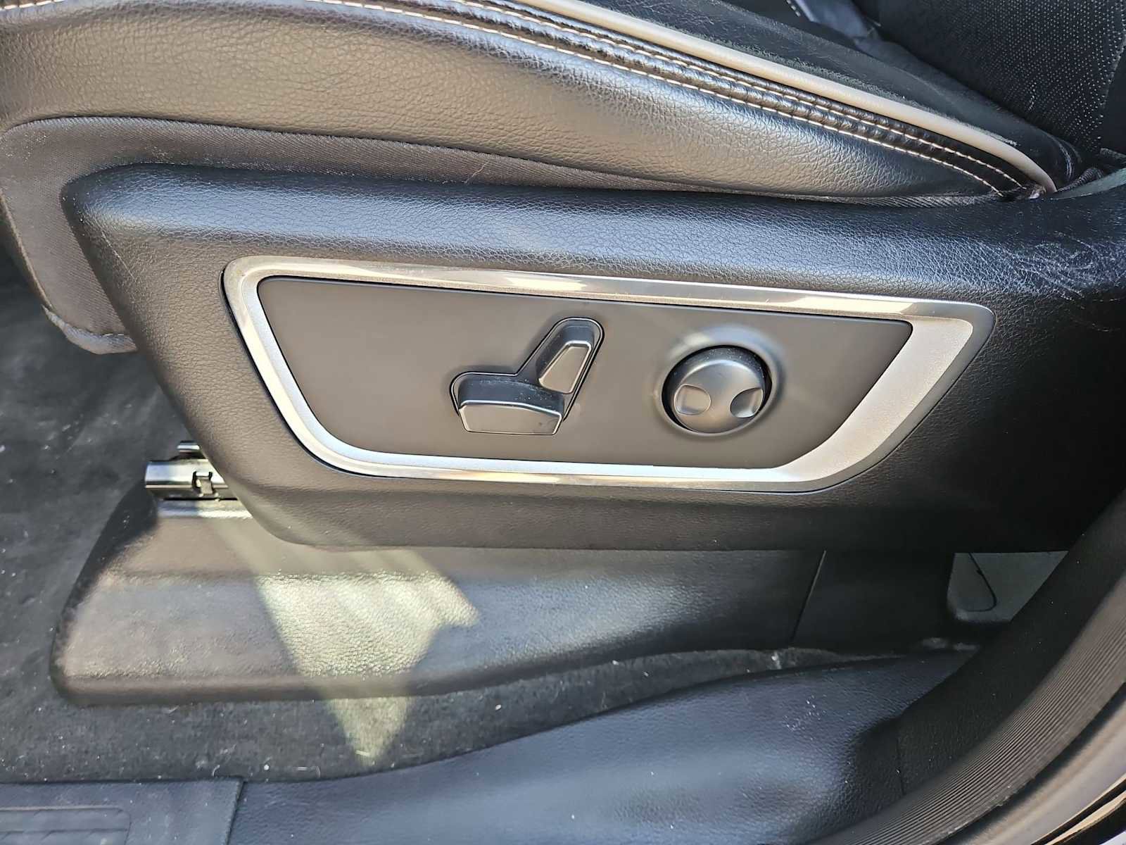 Used 2023 RAM 1500 Laramie image 18