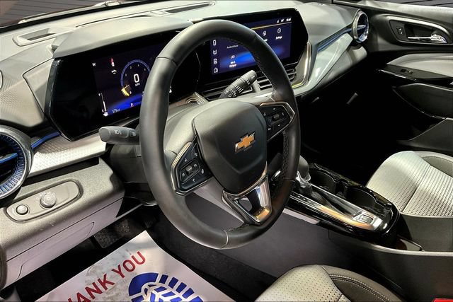 Used 2025 Chevrolet Trax LT w/ Driver Confidence Package FWD image 14