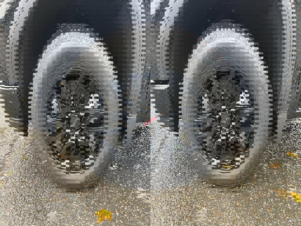 New 2026 GMC Sierra 1500 Elevation image 32