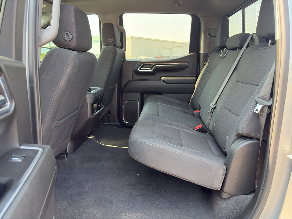 Used 2024 Chevrolet Silverado 1500 LT Trail Boss w/ Convenience Package II AWD/4WD image 32