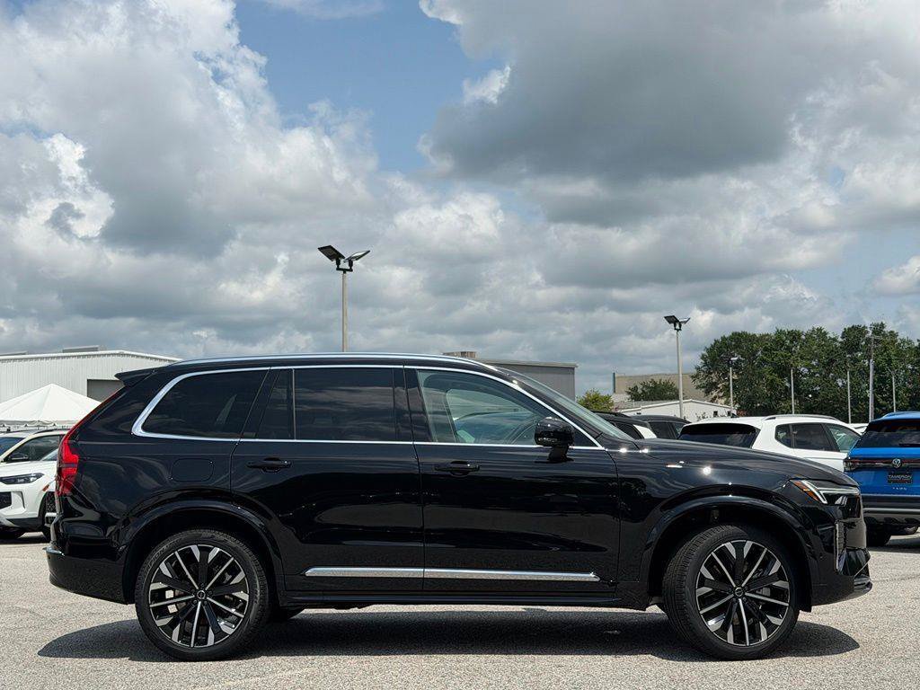New 2026 Volvo XC90 T8 Ultra w/ Protection Package Premier AWD/4WD image 5