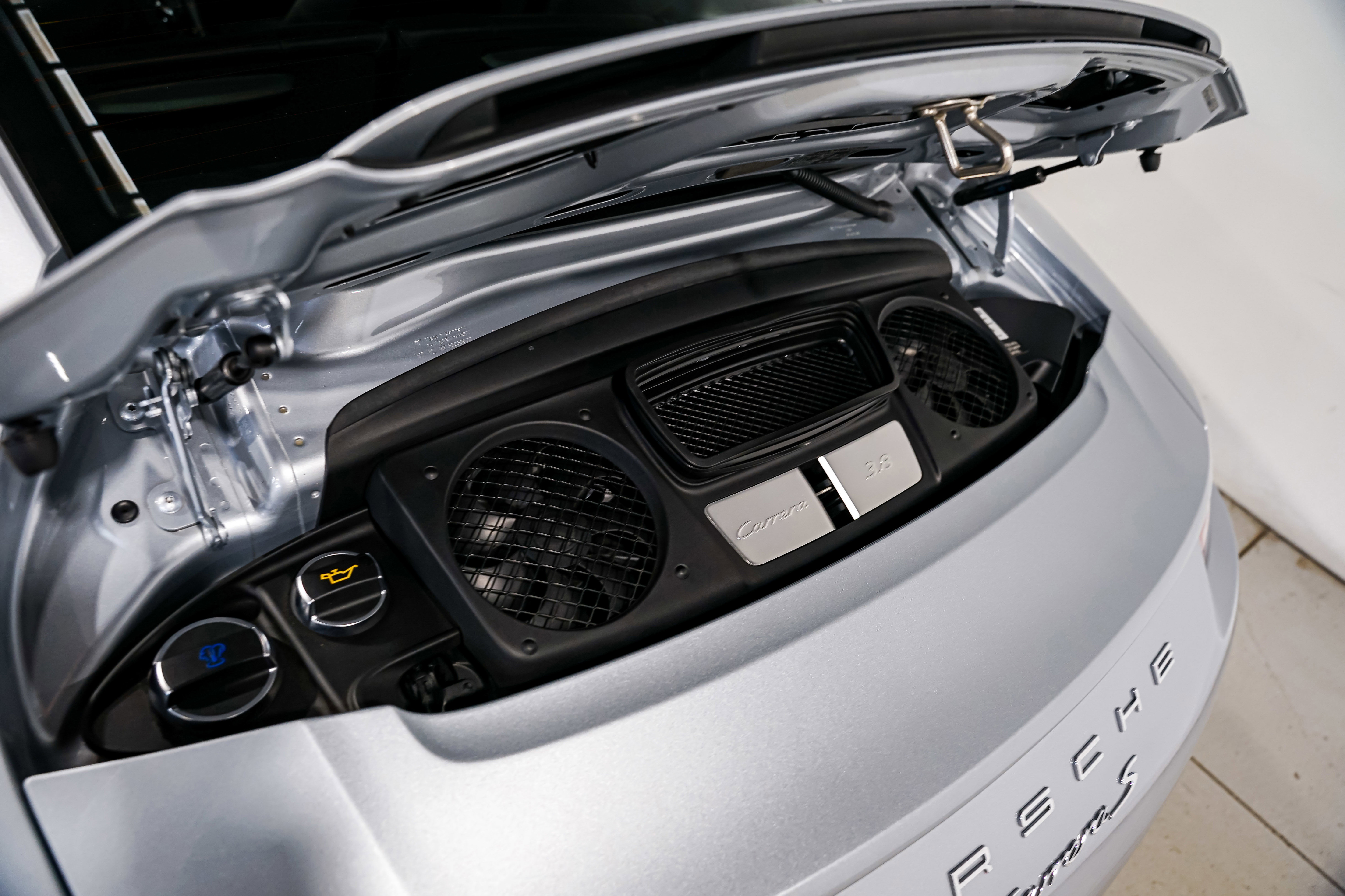 Used 2014 Porsche 911 Carrera S RWD image 49