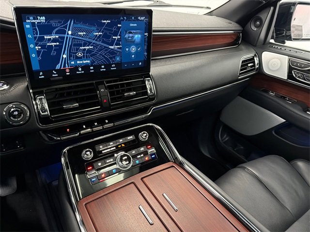 Certified 2023 Lincoln Navigator L Reserve image 29