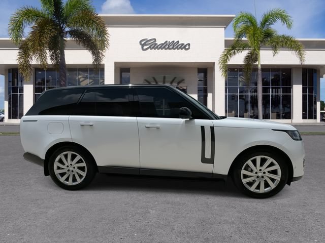 Used 2024 Land Rover Range Rover SE AWD/4WD image 16