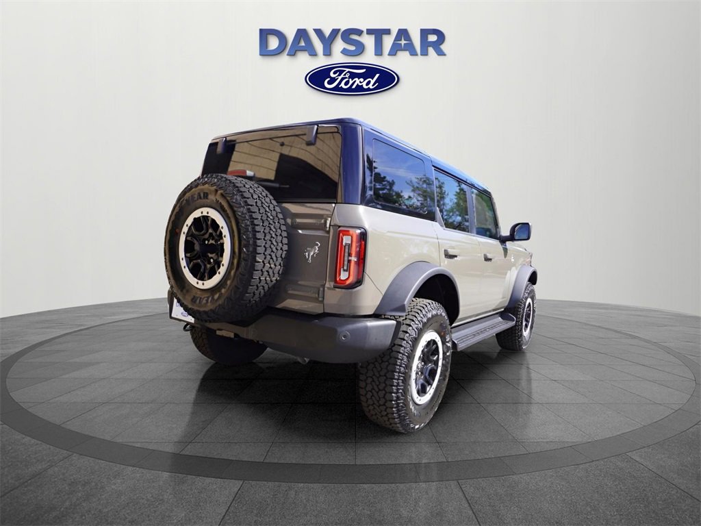 New 2025 Ford Bronco Outer Banks image 4