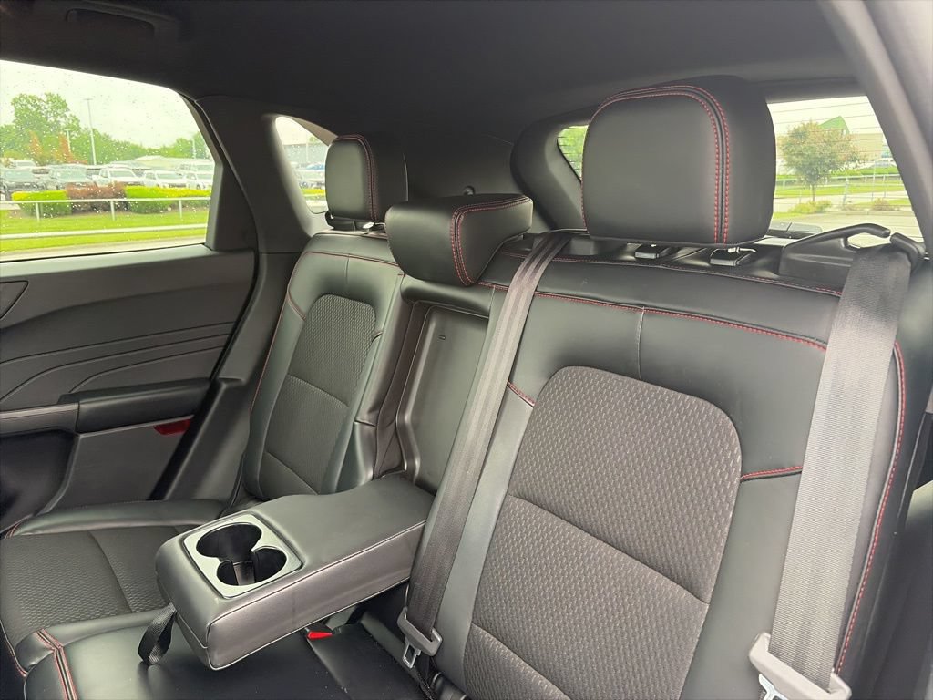 Used 2025 Ford Escape ST-Line FWD image 42