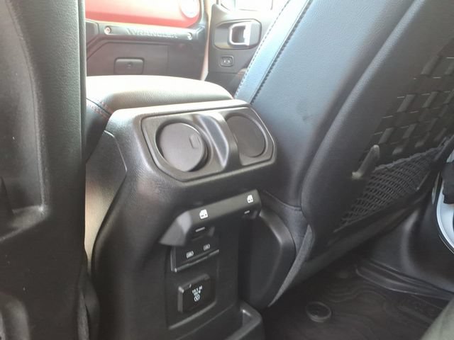 Used 2023 Jeep Wrangler Unlimited Rubicon 4xe AWD/4WD image 18