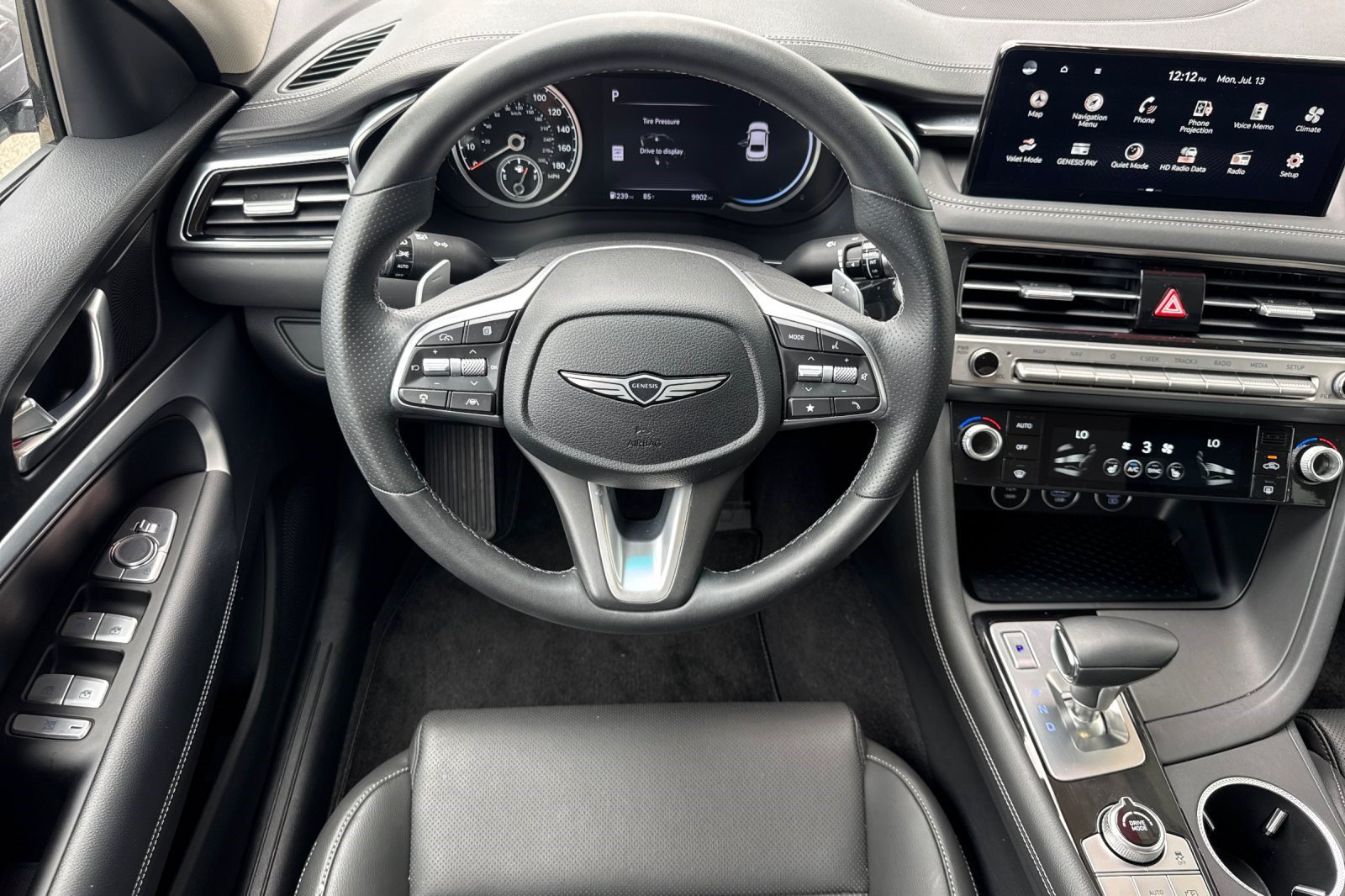 Used 2026 Genesis G70 2.5T RWD image 29