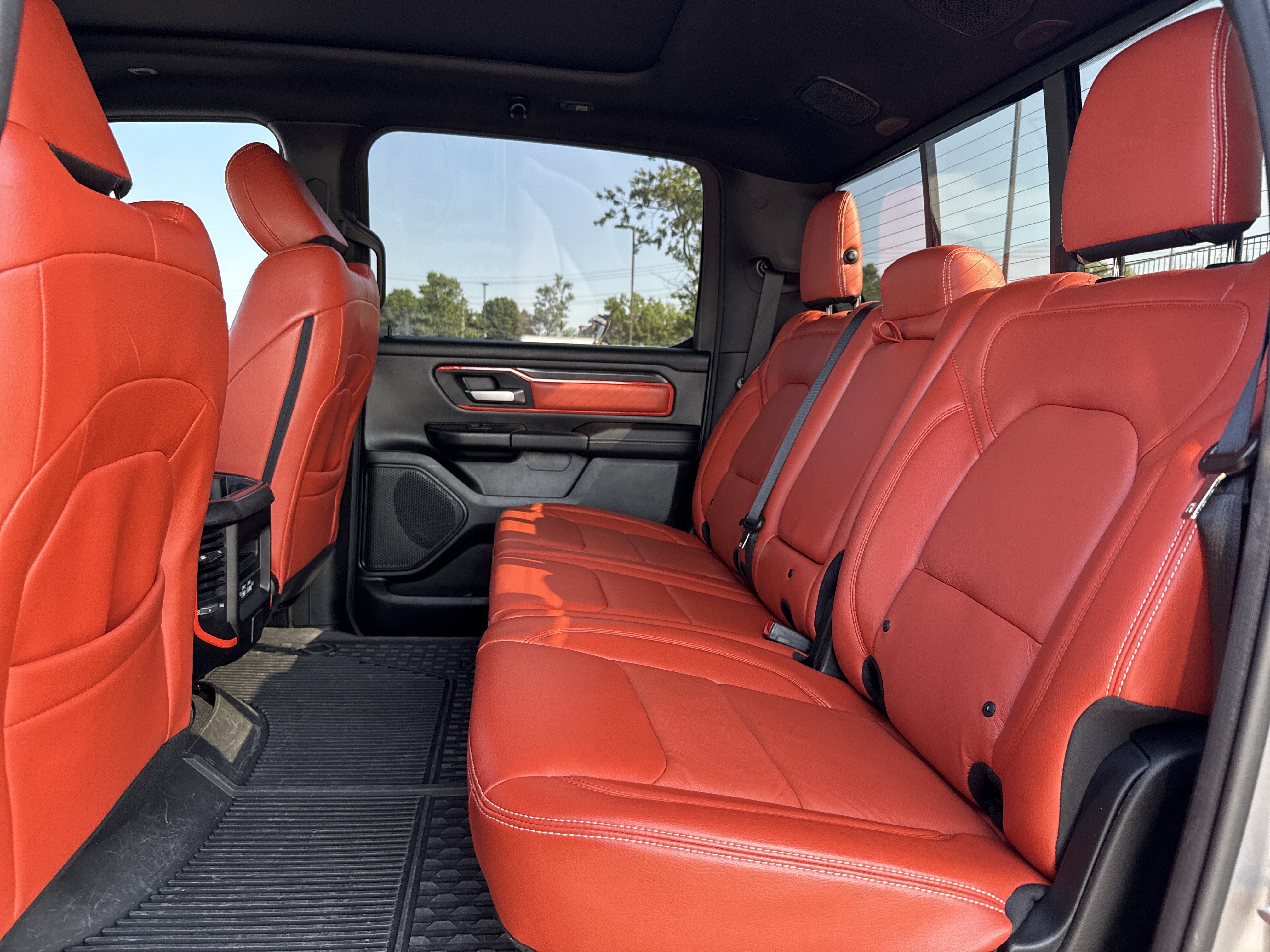 Used 2023 RAM 1500 Big Horn AWD/4WD image 32