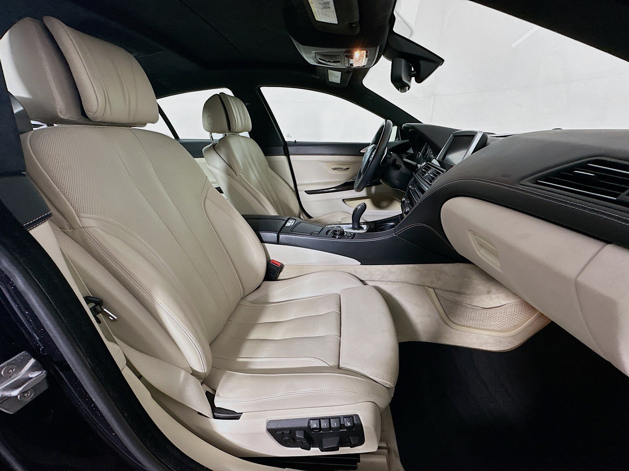 Used 2013 BMW 640i Gran Coupe RWD image 32