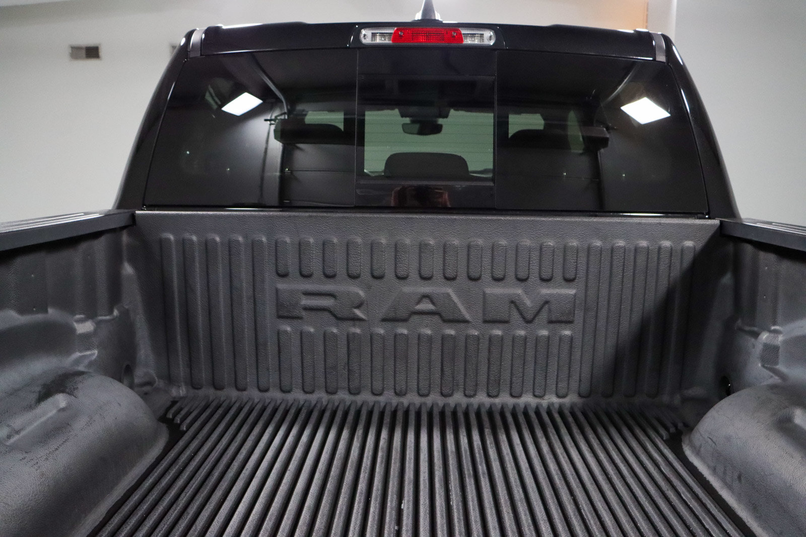 Used 2022 RAM 1500 Big Horn AWD/4WD image 29
