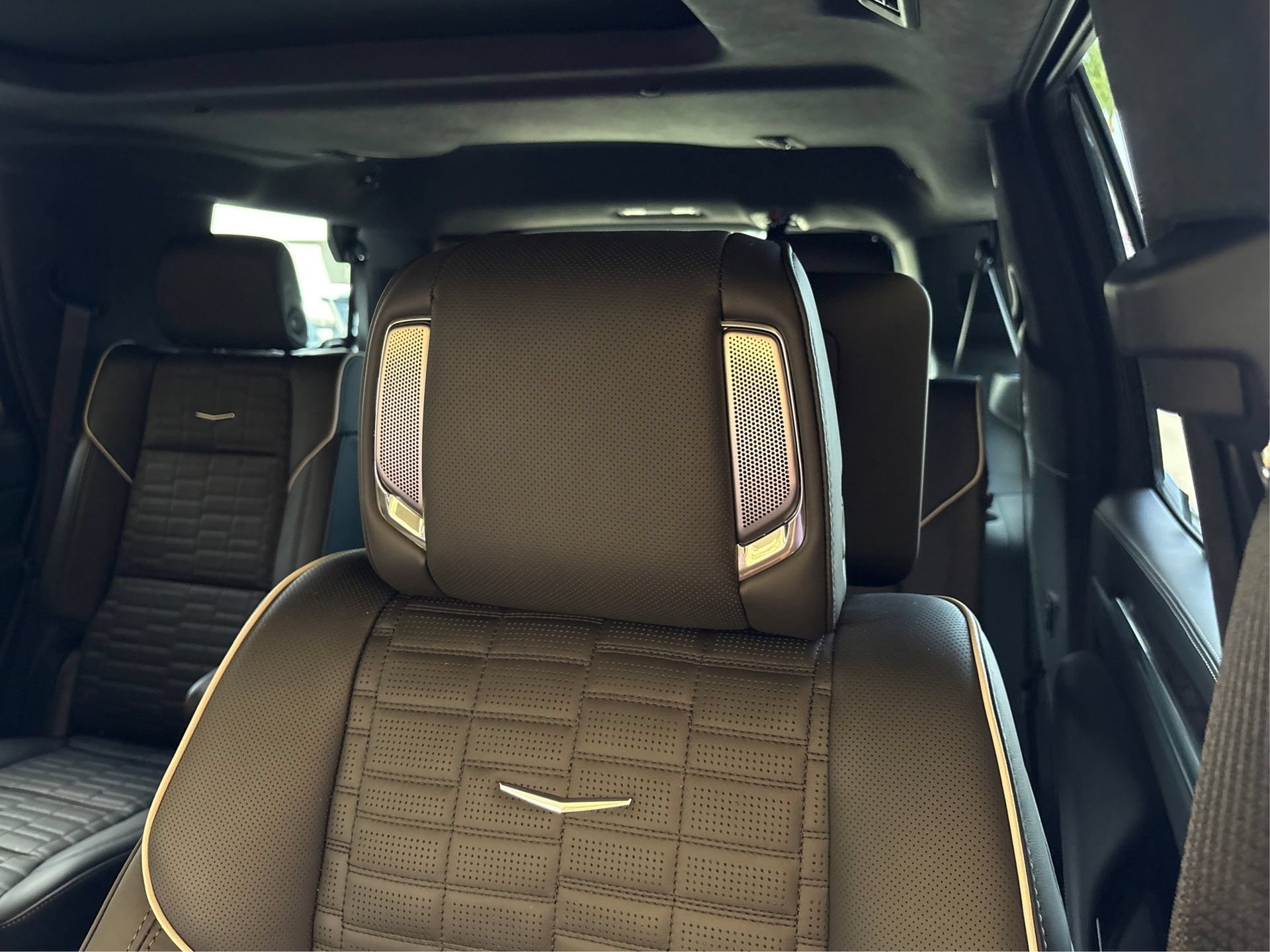 New 2026 Cadillac Escalade Platinum Sport AWD/4WD image 31