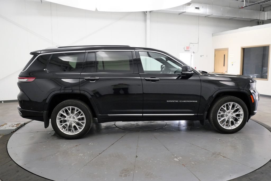Used 2021 Jeep Grand Cherokee L Summit w/ Luxury Tech Group V AWD/4WD image 8