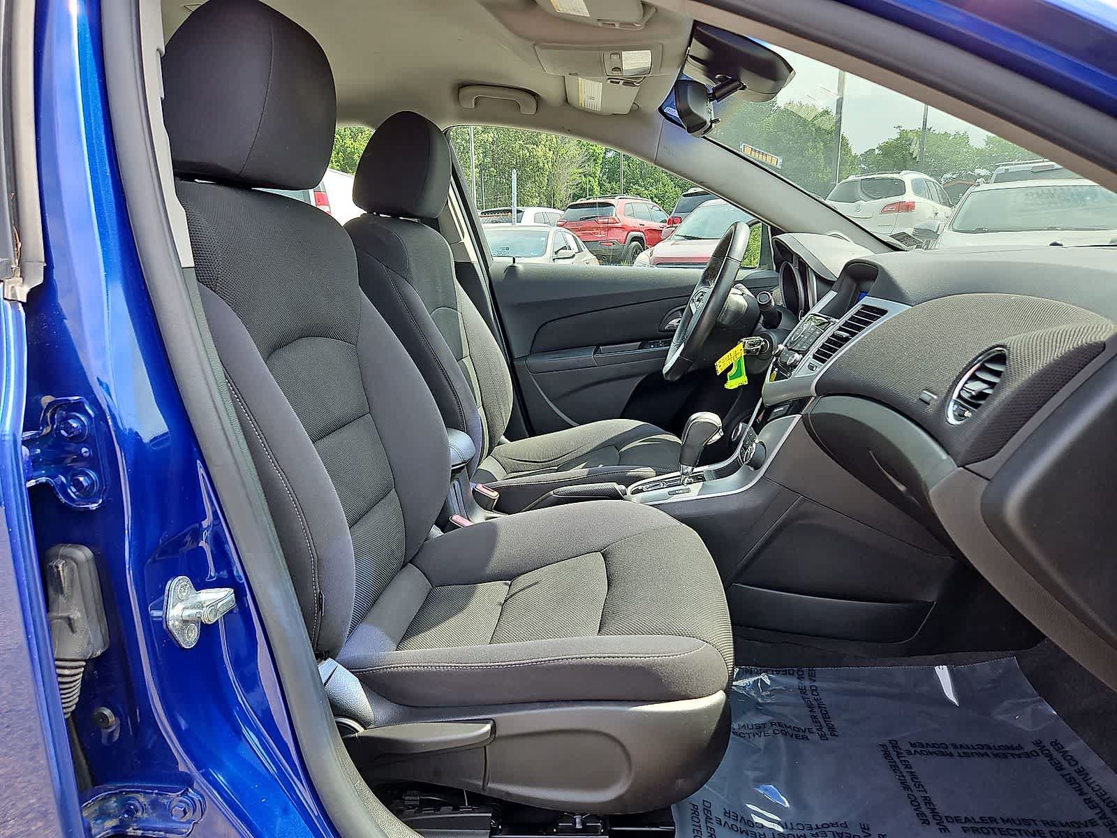 Certified 2012 Chevrolet Cruze LT FWD image 29