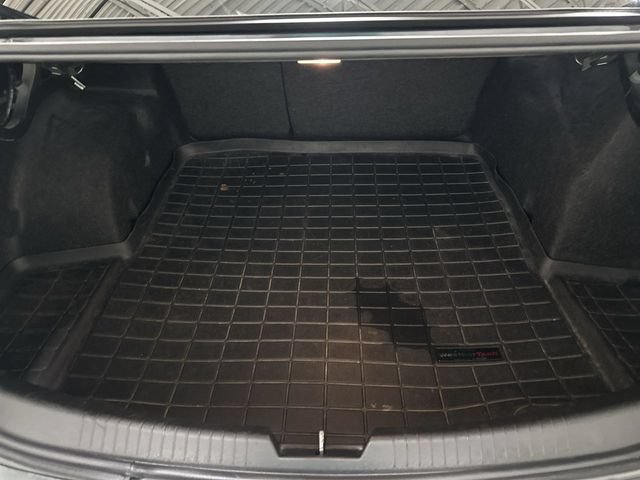 Used 2017 Chevrolet Malibu LT FWD image 16