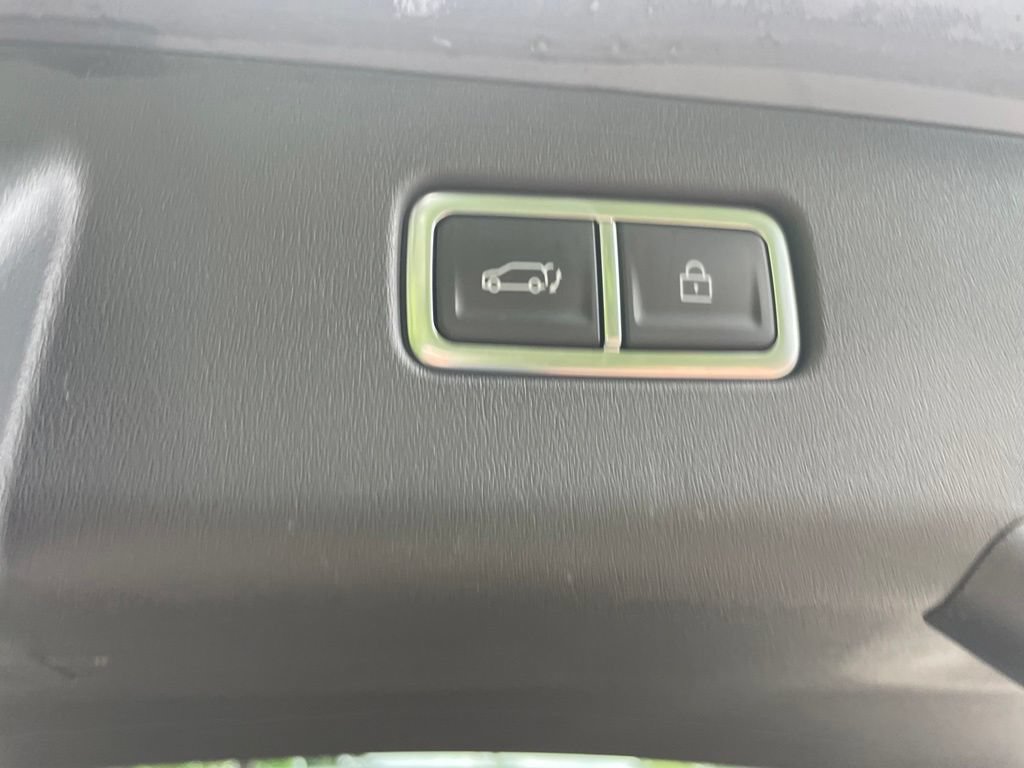 Certified 2024 Kia EV9 Land AWD/4WD image 26