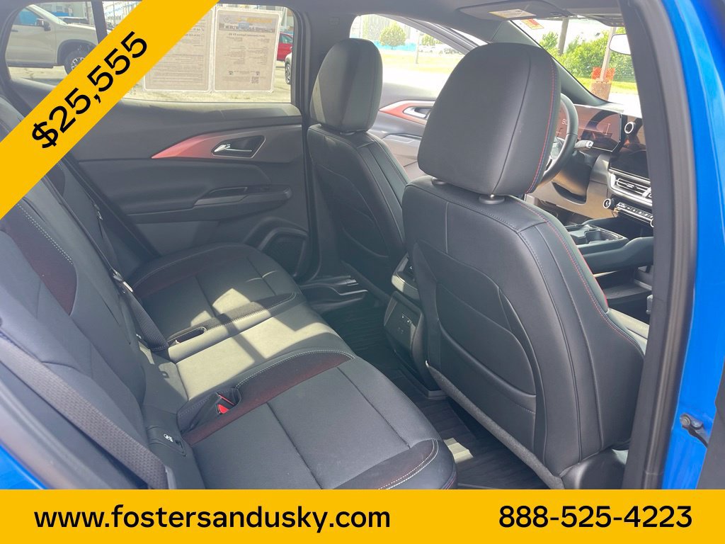 Used 2024 Chevrolet Equinox EV RS w/ LPO, Trailering Package FWD image 16