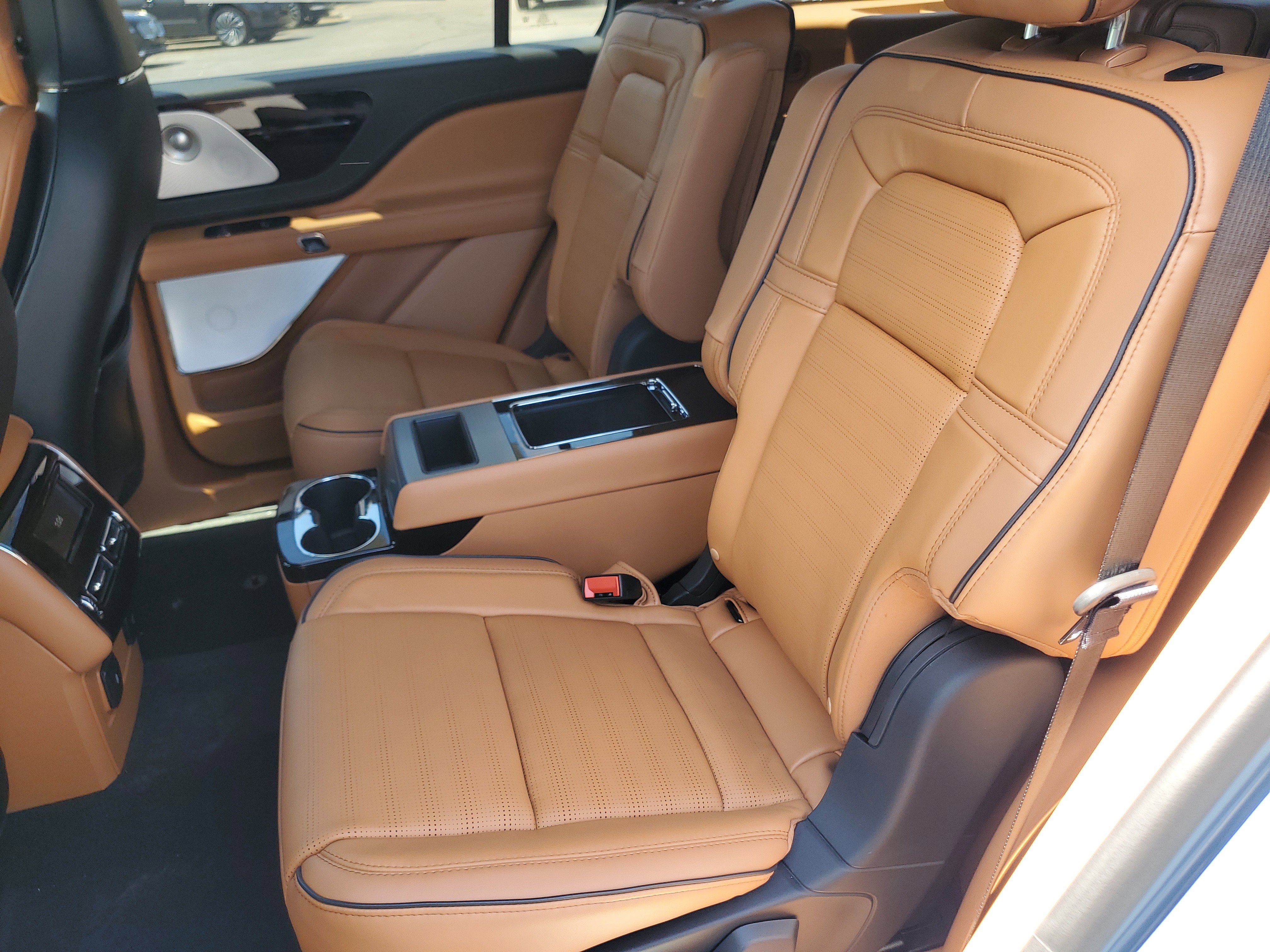 New 2026 Lincoln Aviator Black Label w/ Dynamic Handling Package AWD/4WD image 26