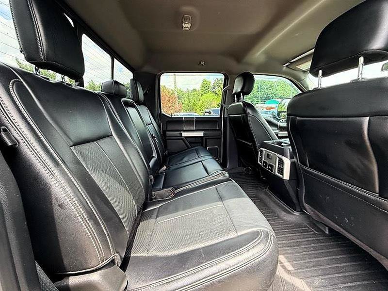 Used 2020 Ford F250 Lariat w/ Lariat Ultimate Package AWD/4WD image 28
