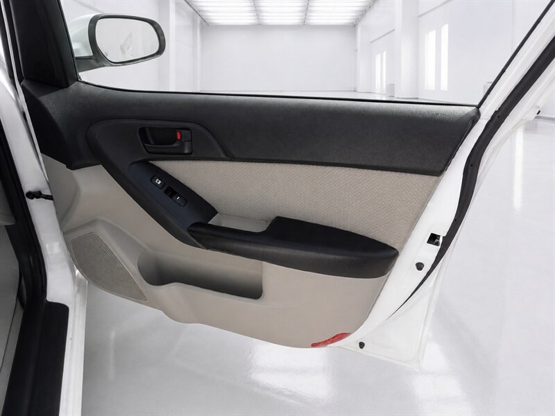 Used 2011 Kia Forte EX w/ Premium Pkg FWD image 21