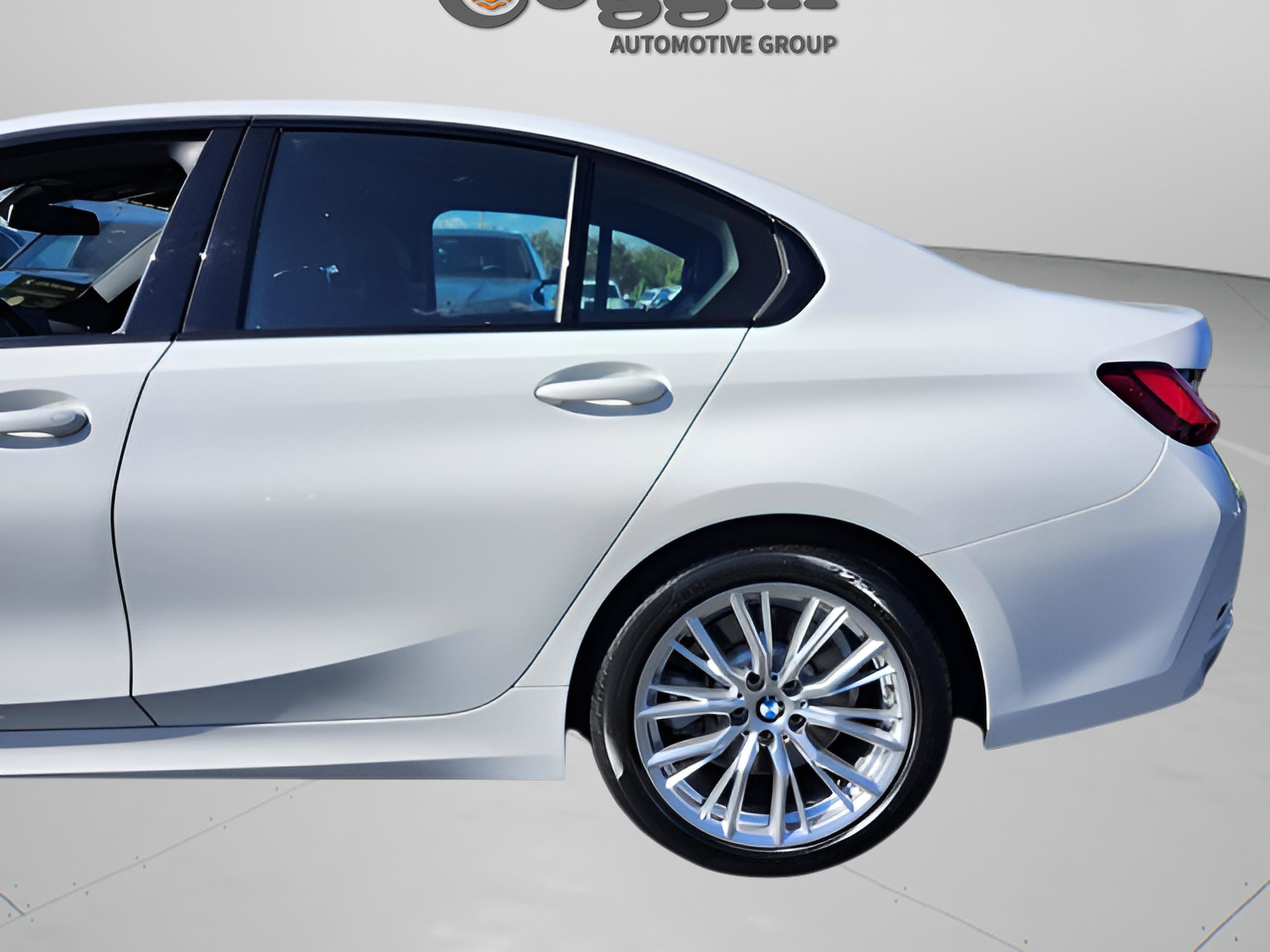Certified 2023 BMW 330i Sedan w/ Driving Assistance Package image 39