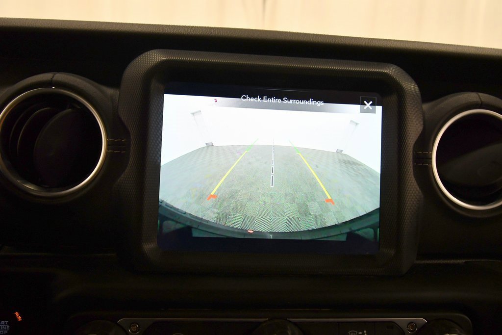 Used 2023 Jeep Wrangler Unlimited Sahara image 23