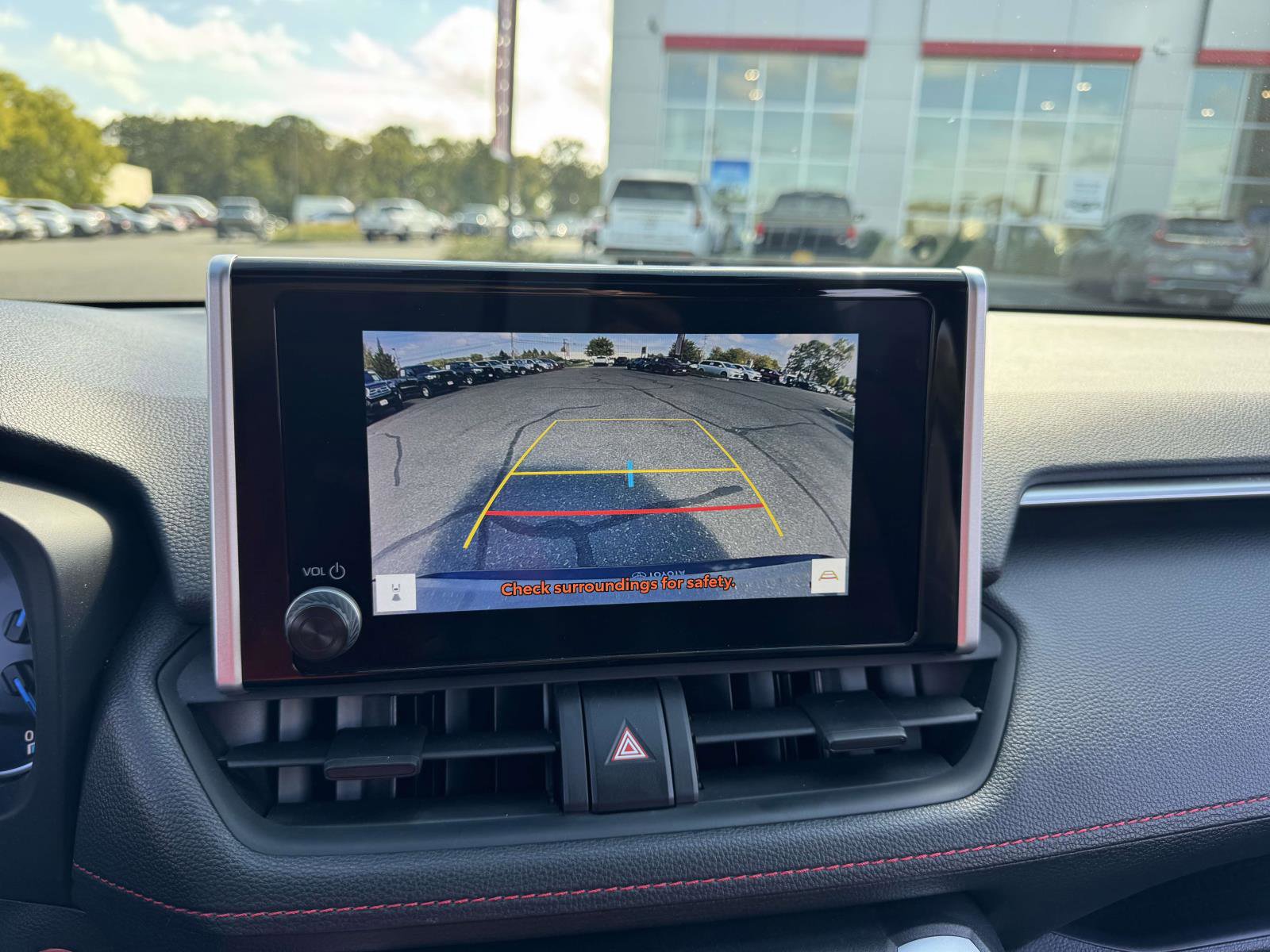 Certified 2023 Toyota RAV4 SE image 25