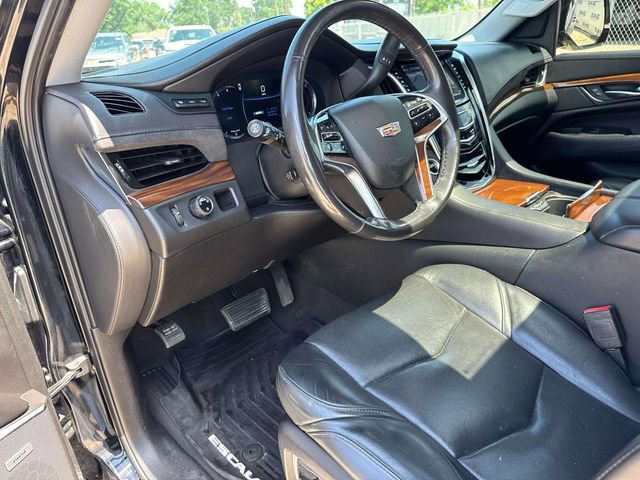 Used 2020 Cadillac Escalade Luxury RWD image 36