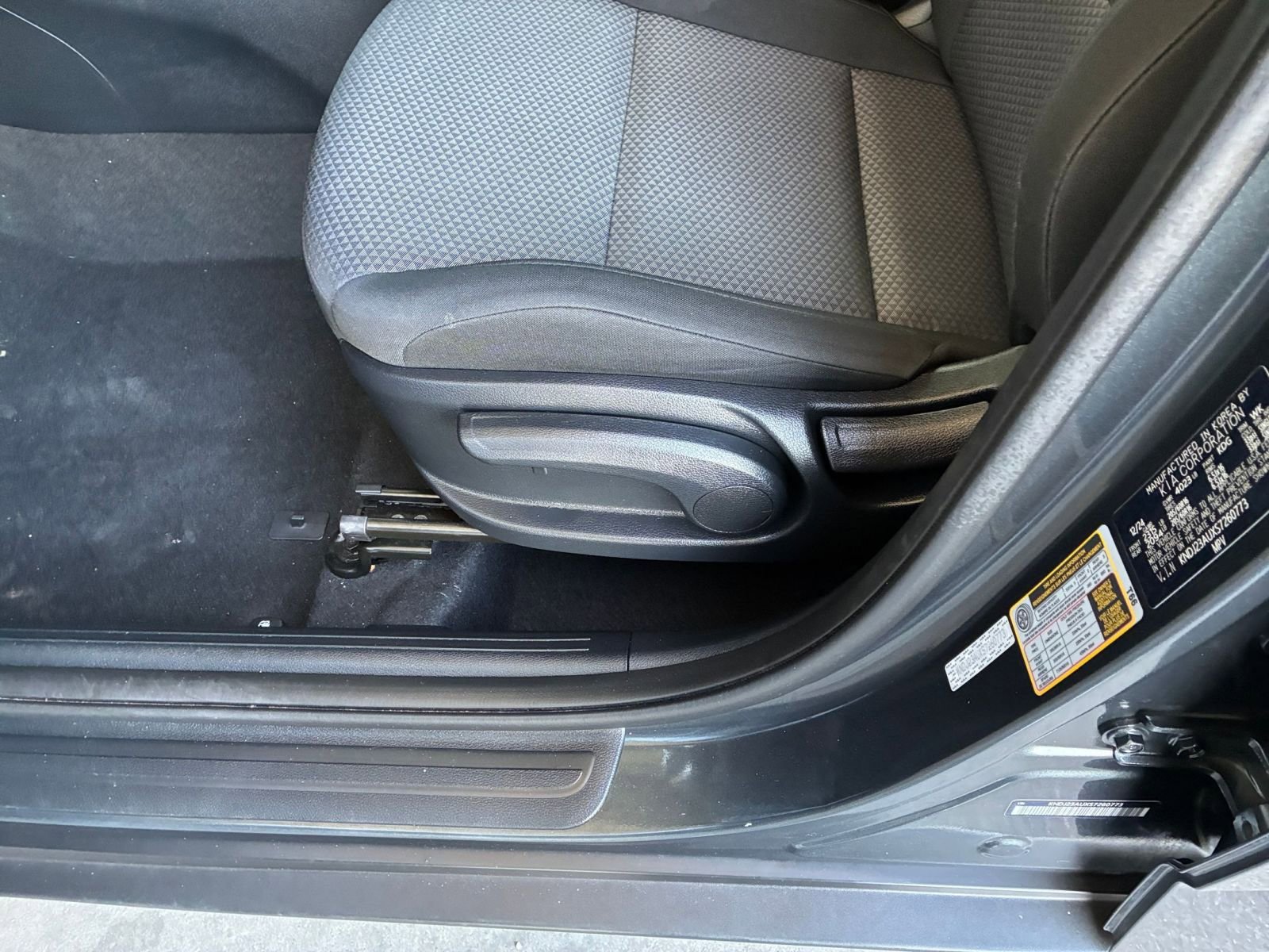 Used 2025 Kia Soul LX w/ LX Technology Package image 22