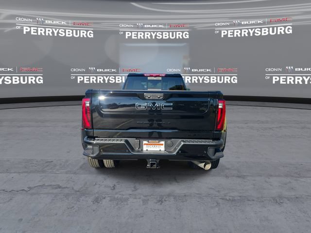 New 2026 GMC Sierra 3500 Denali Ultimate w/ LPO, Black Badging Package AWD/4WD image 7