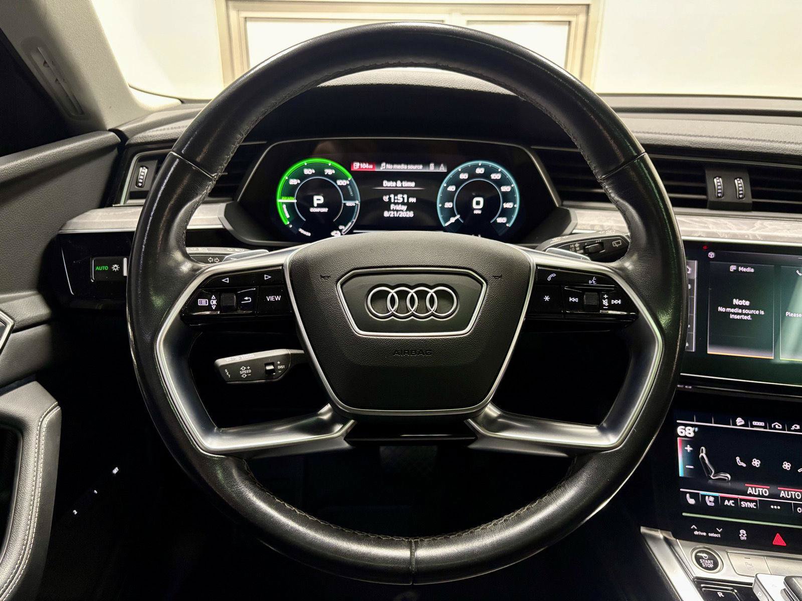 Used 2024 Audi Q8 e-tron Premium Plus w/ Premium Plus Package AWD/4WD image 26
