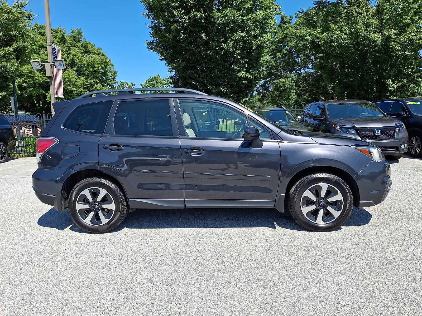 Used 2018 Subaru Forester 2.5i Premium AWD/4WD image 7