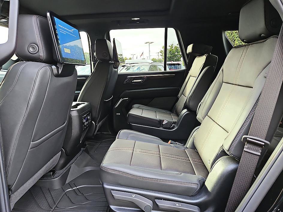 New 2026 Chevrolet Tahoe High Country AWD/4WD image 10