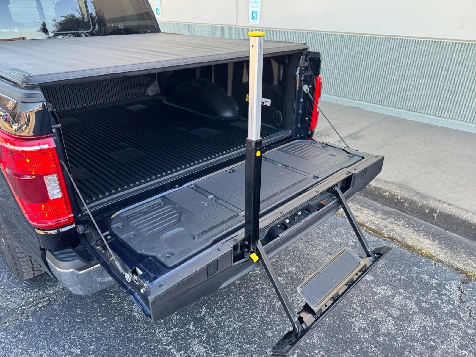 Certified 2023 Ford F150 XLT w/ Equipment Group 302A High image 17