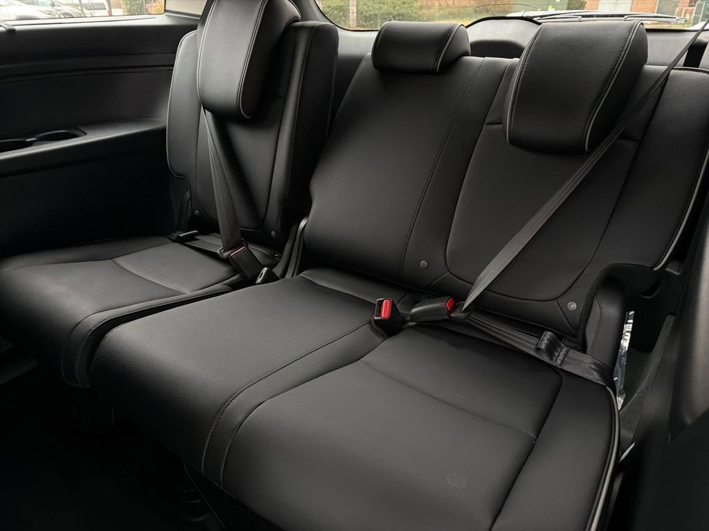 New 2026 Honda Odyssey Touring image 18
