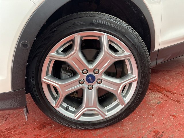 Used 2019 Ford Escape Titanium image 46
