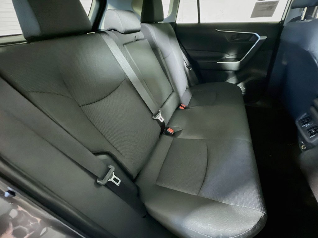 Certified 2025 Toyota RAV4 LE AWD/4WD image 22