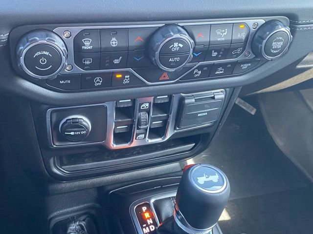 New 2025 Jeep Wrangler Sahara image 22