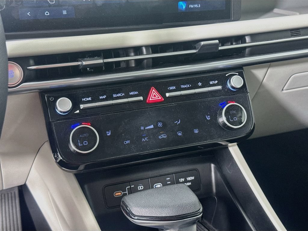 Used 2025 Hyundai Tucson SEL FWD image 15