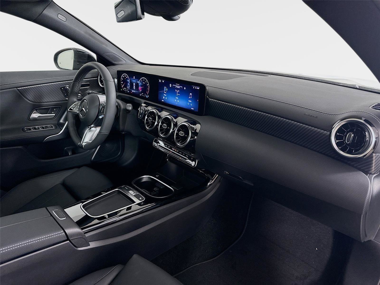 Used 2026 Mercedes-Benz CLA 250 4MATIC image 60