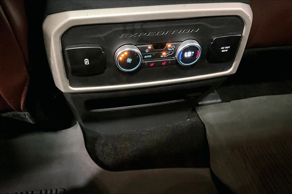 Certified 2022 Ford Expedition Limited image 32