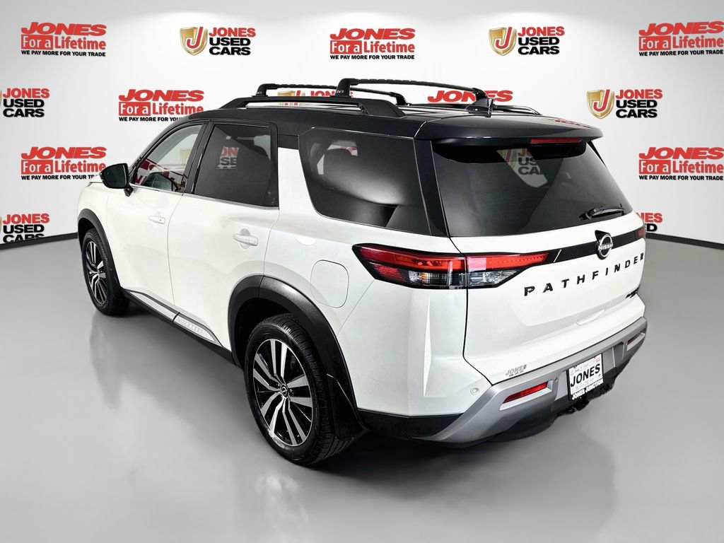 Used 2024 Nissan Pathfinder Platinum AWD/4WD image 2