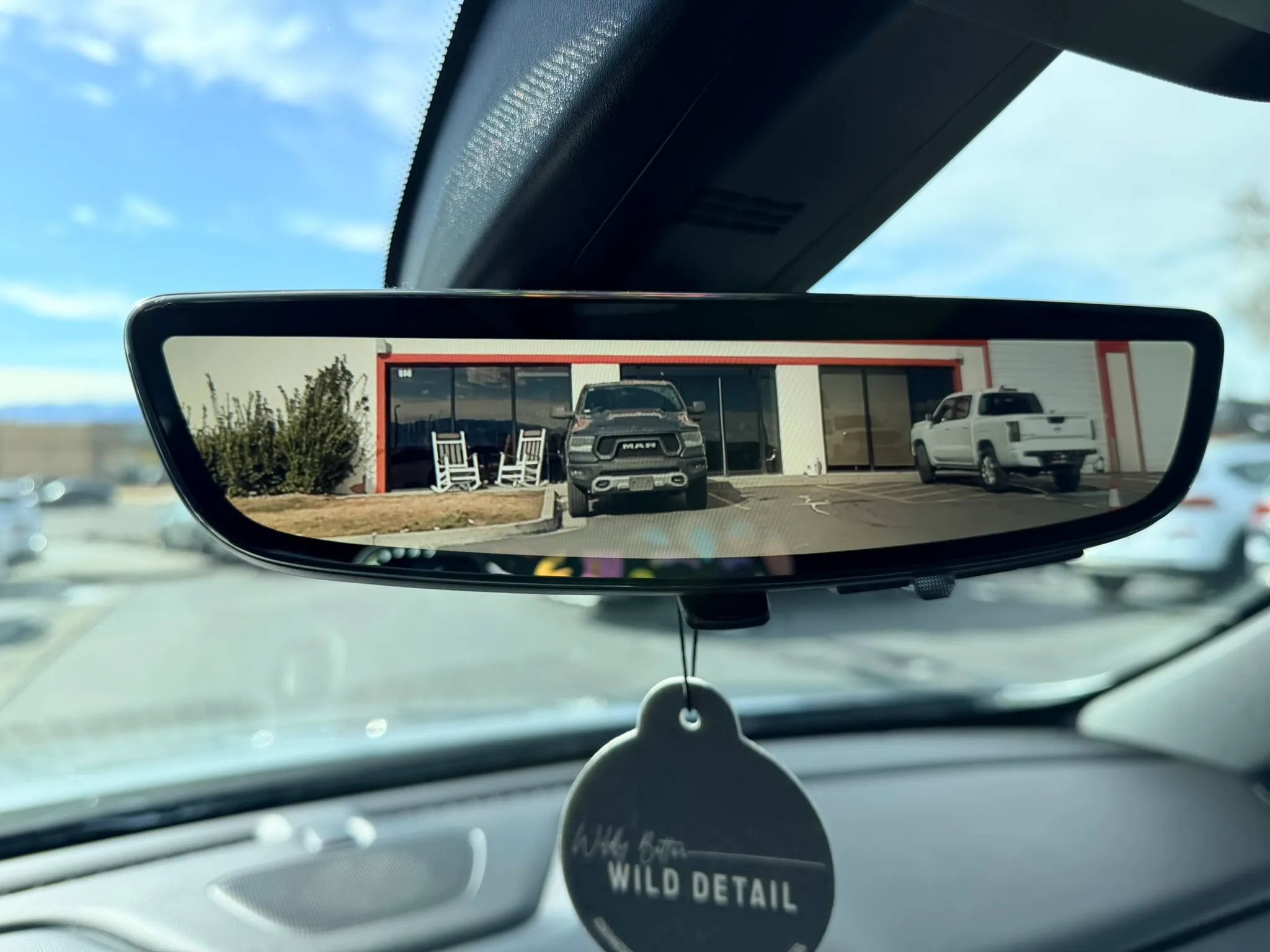 Used 2023 Chevrolet Traverse RS image 22