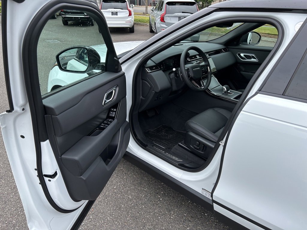 New 2026 Land Rover Range Rover Velar S image 10